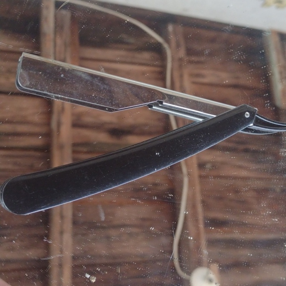 Vintage Straight Razor Set - Picture 2 of 4